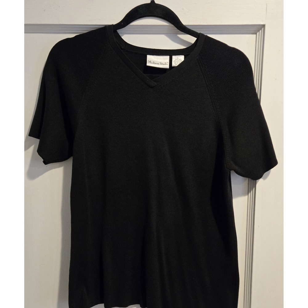 Madison‎ Studio Women's Short Sleeve Lightweight  Black V Neck Sweater Large